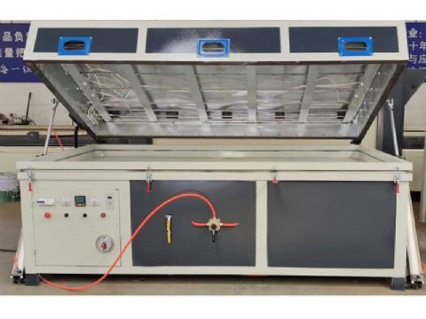 點擊查看詳細信息<br>標題：真空覆膜機 閱讀次數(shù)：134